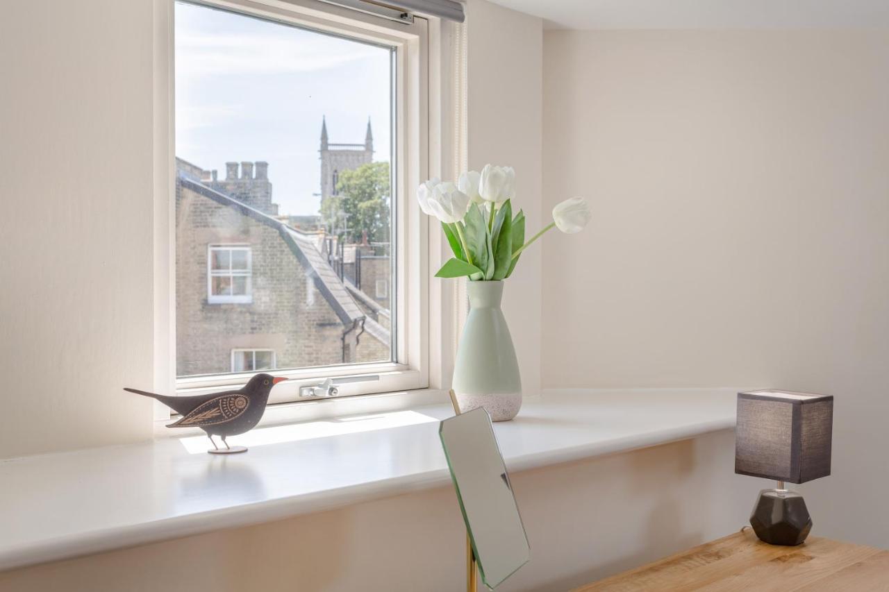 2 Bedroom City Centre Townhouse - With Parking CBG エクステリア 写真