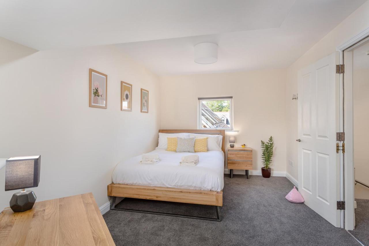 2 Bedroom City Centre Townhouse - With Parking CBG エクステリア 写真